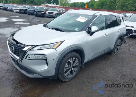 2021 Nissan Rogue Sv Intelligent Awd z USA, uszkodzony, nr VIN 5N1AT3BB8MC698868